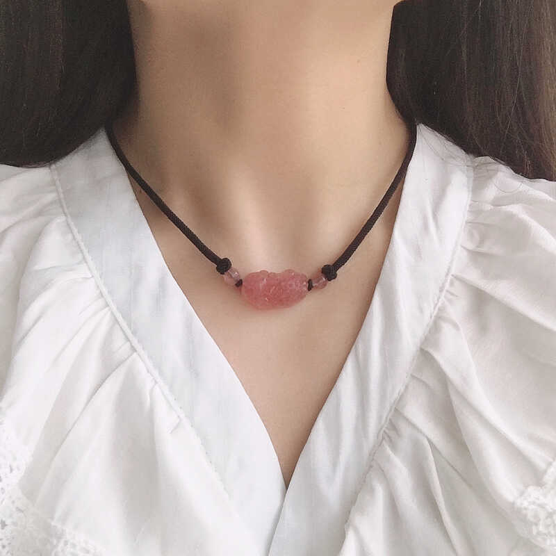 天然草莓晶貔貅項鏈女鎖骨鏈吊墜招財招桃花網紅ins小眾森系 千年之戀