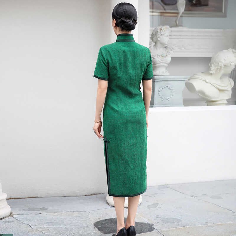 致遠(yuǎn)中式傳統(tǒng)旗袍