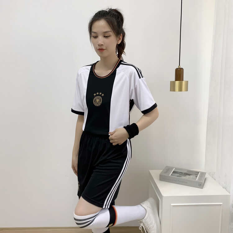 足球服女寬松訓練比賽套裝