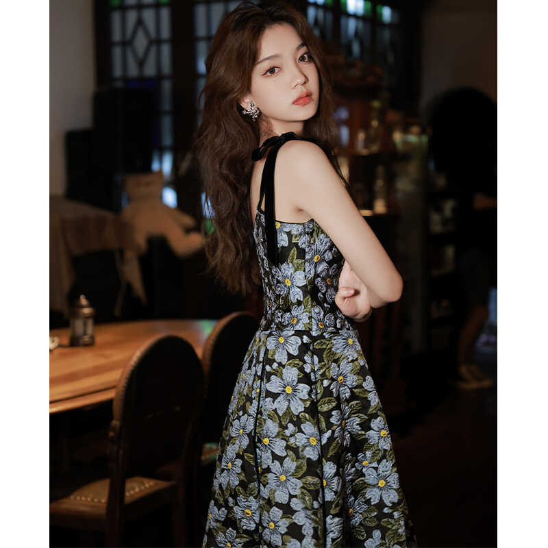 繹冉 吊帶小晚禮服裙女高端輕奢小眾宴會氣質連衣裙法式赫本風平時可穿